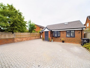 View Full Details for Oak Barn Road, Halesowen