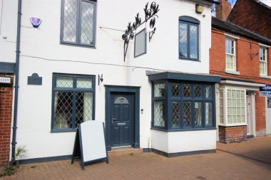 View Full Details for 41 High Street, Kinver