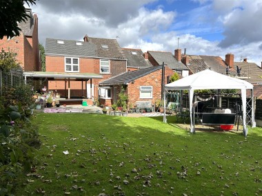 View Full Details for Beecher Street, Halesowen