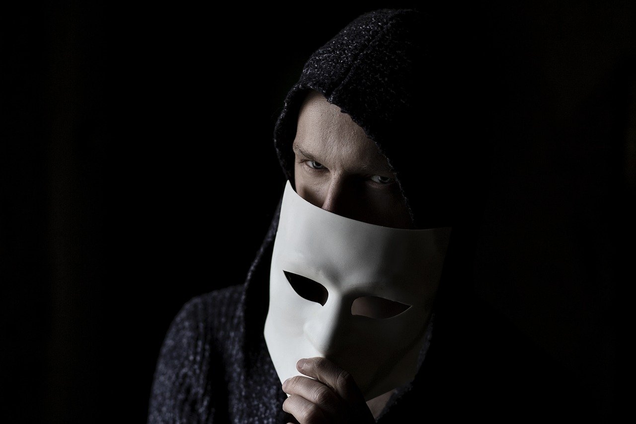 Warning – Look Out for the Phone Criminals Targeting The West Midlands