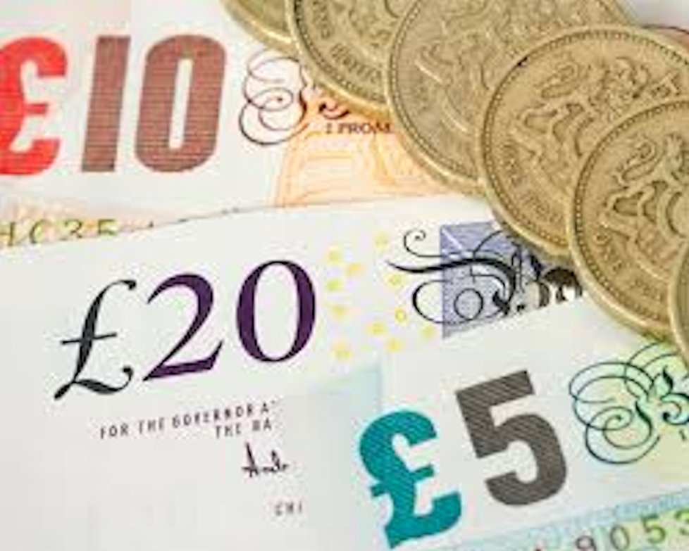 High street agents get a 5% better price than onliners in almost three-quarters of cases, claim 'The Advisory'