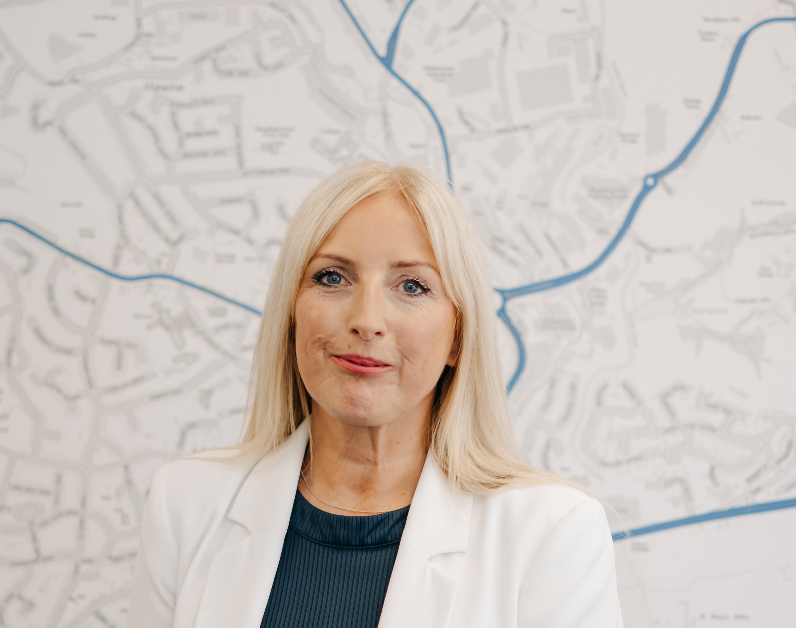 Katie Bell, Negotiator